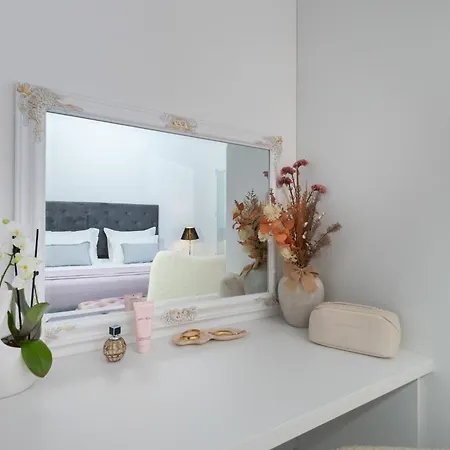 Azuris - Modern Sea View Apartment, Steps From The Center And Apartment *
